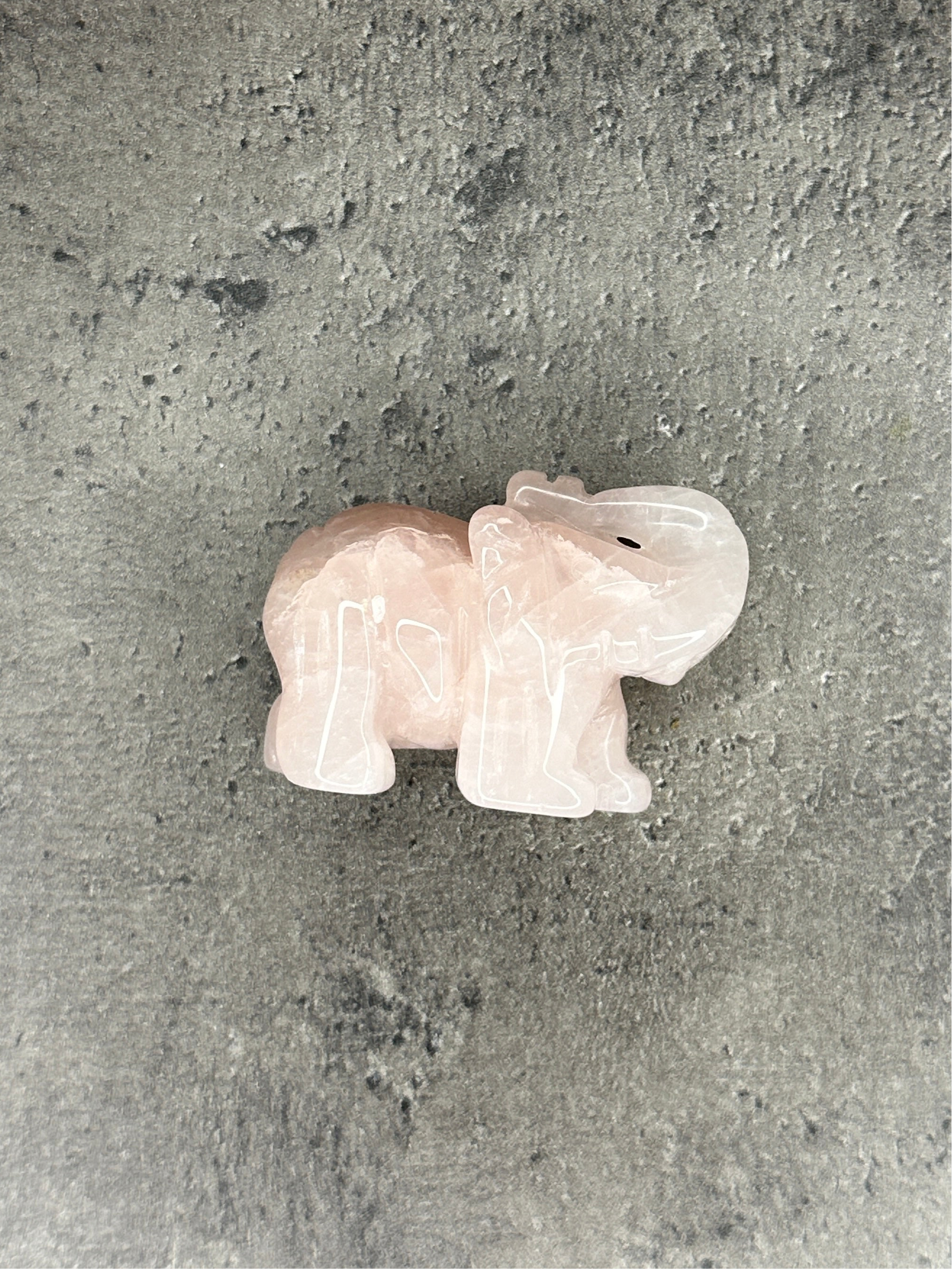 Rose quartz - Elephant