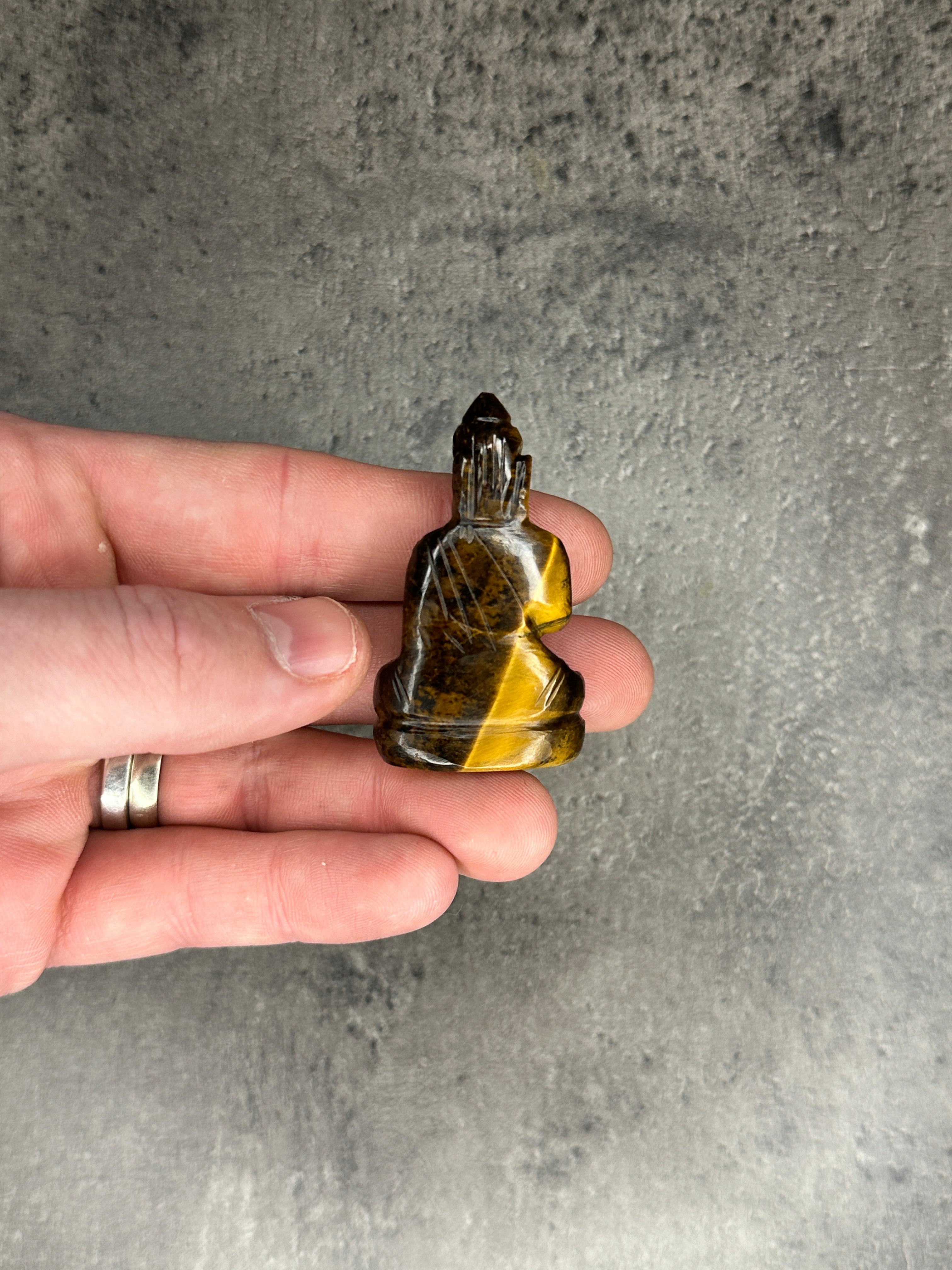 Tigers eye - Quan Yin