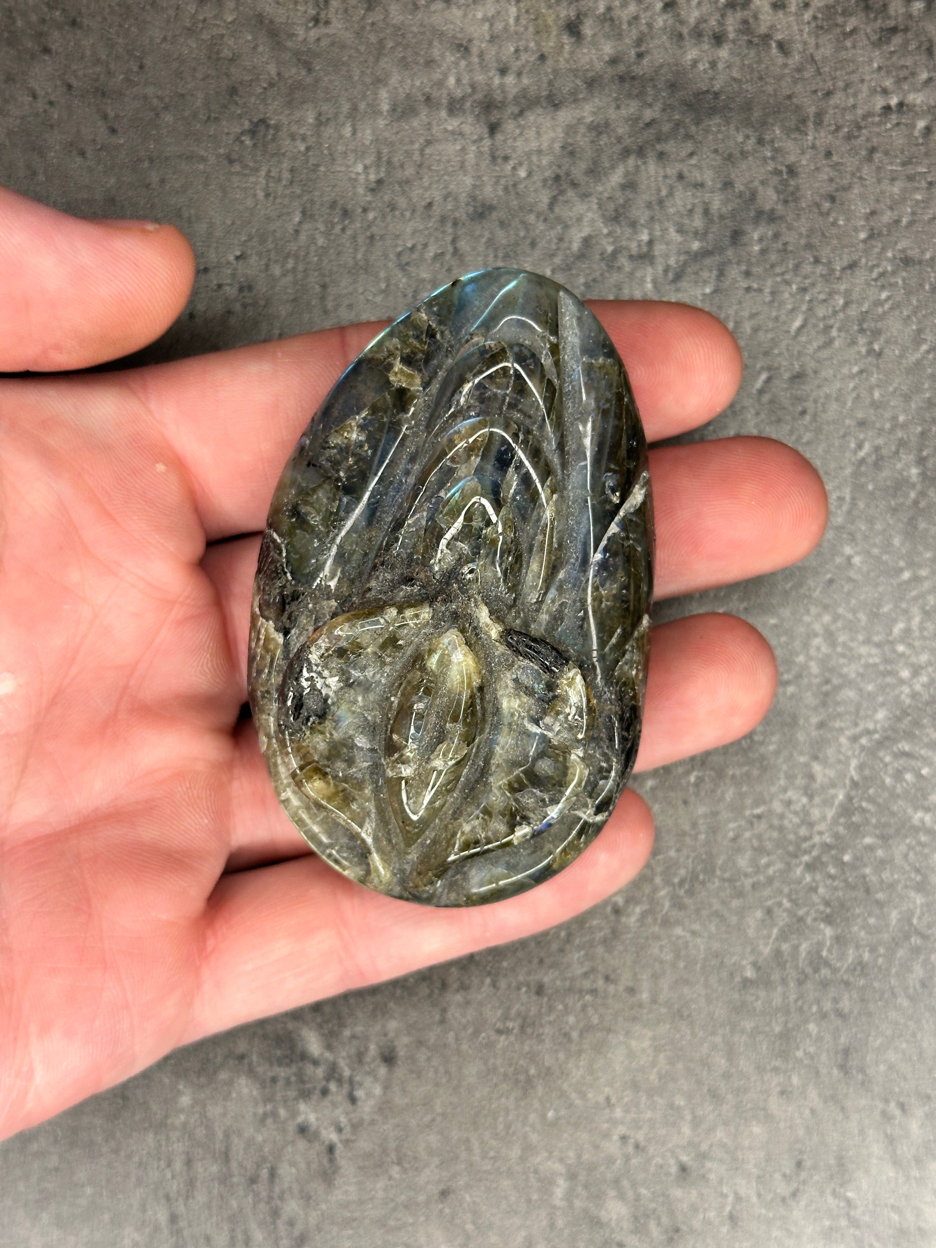 Labradorite - Lady lillies