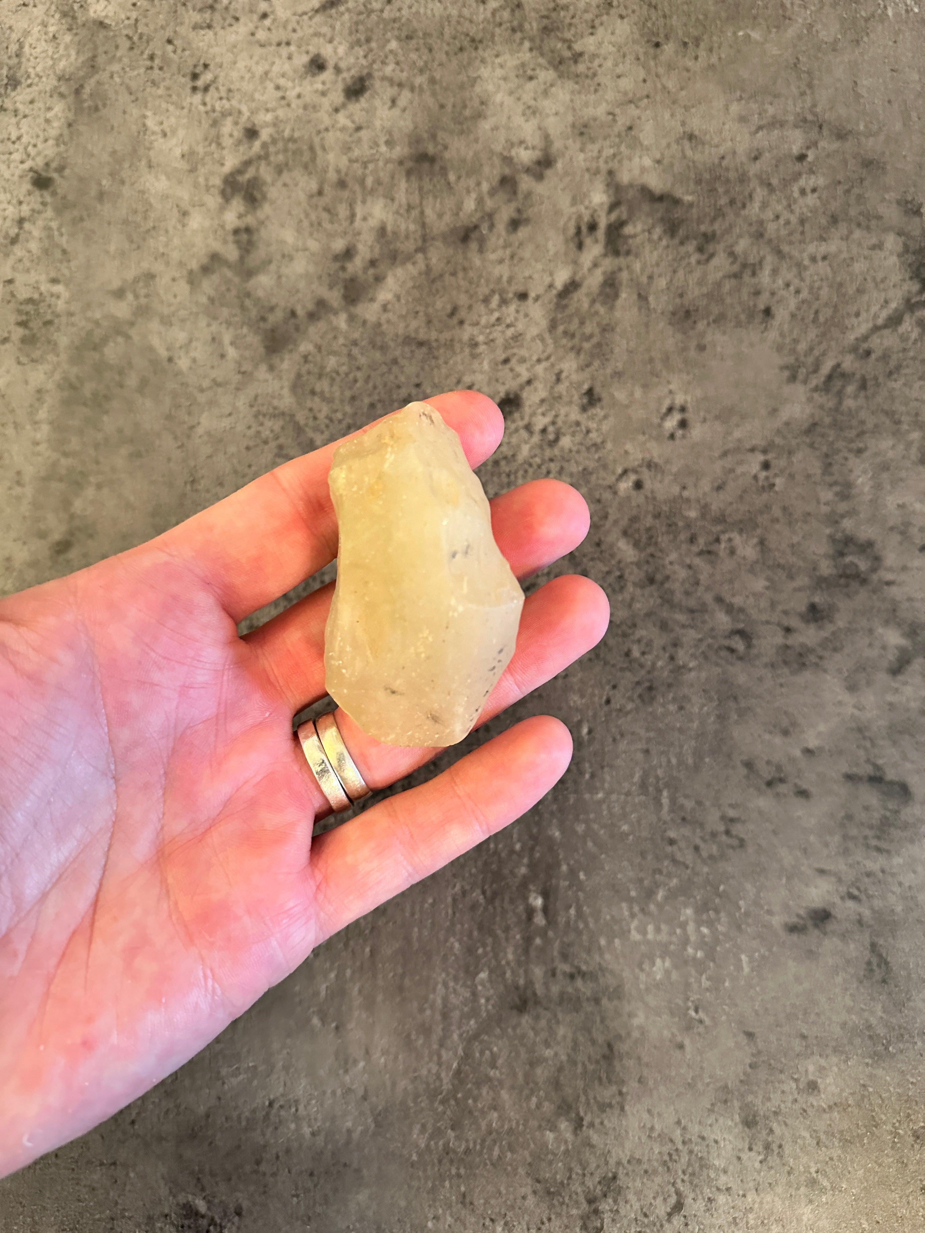 Libyan desert glass - XL Rough-raw