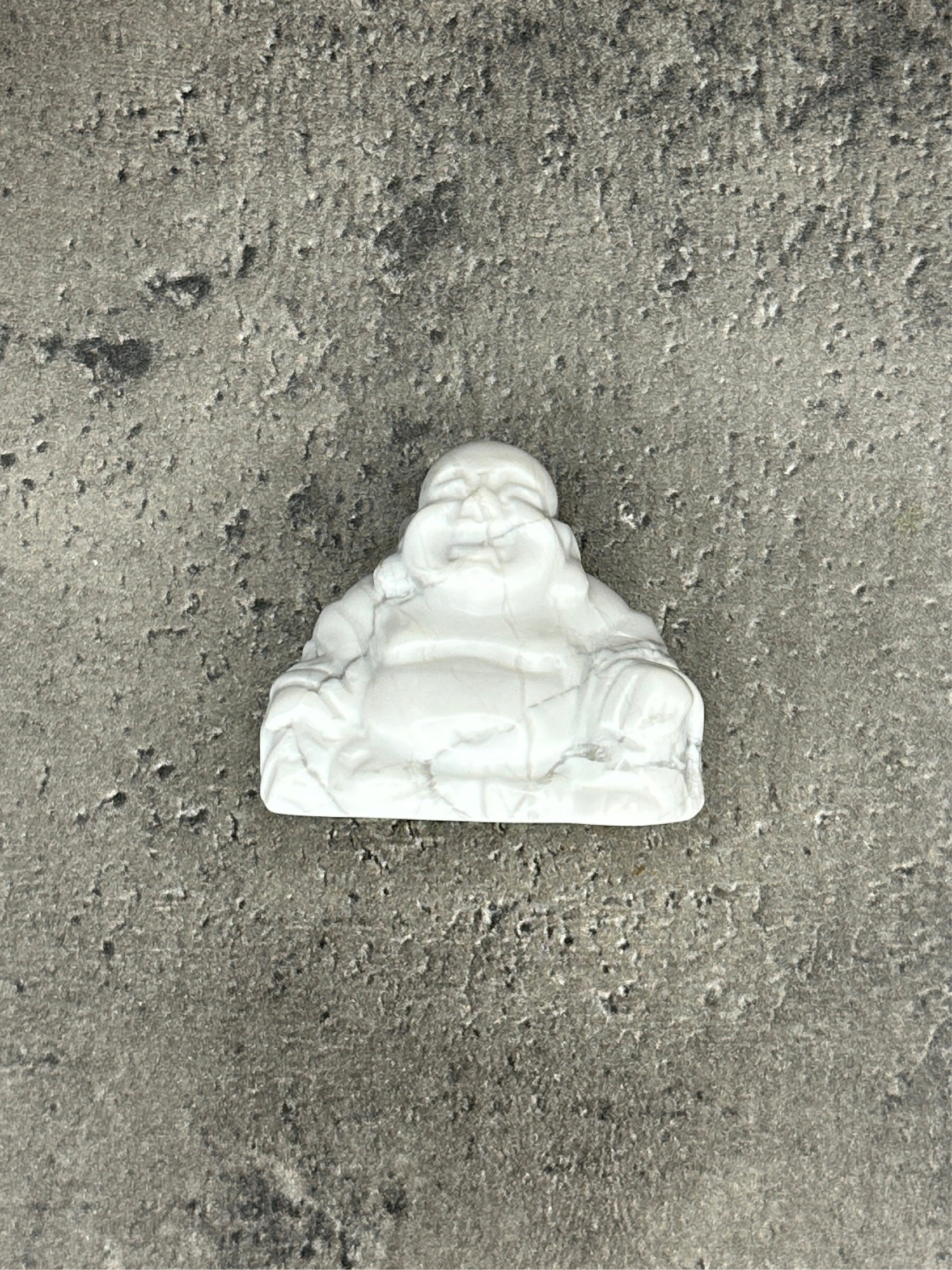 Howlite - Mini buddha