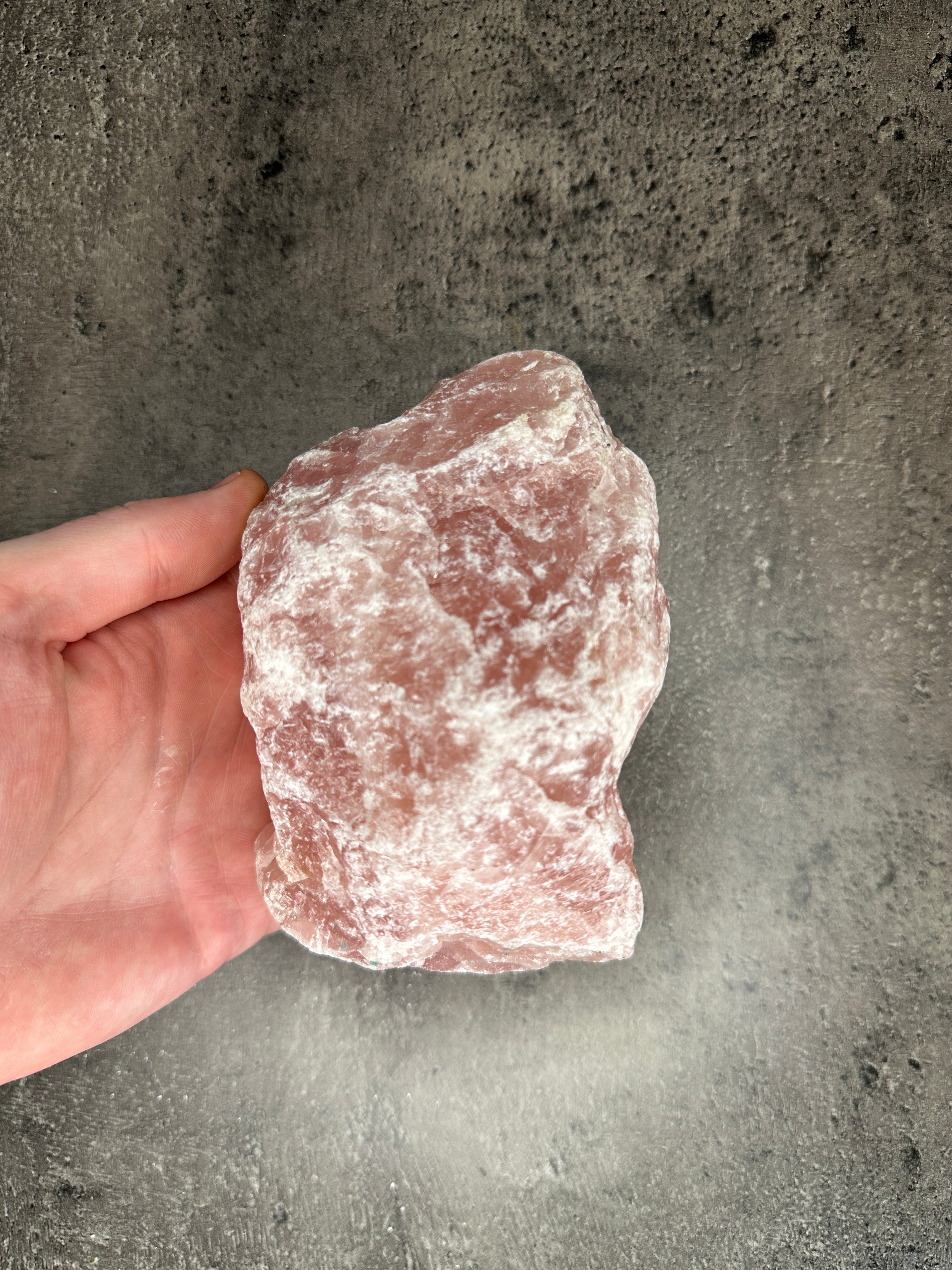 Rose quartz - XXL Rough chunk