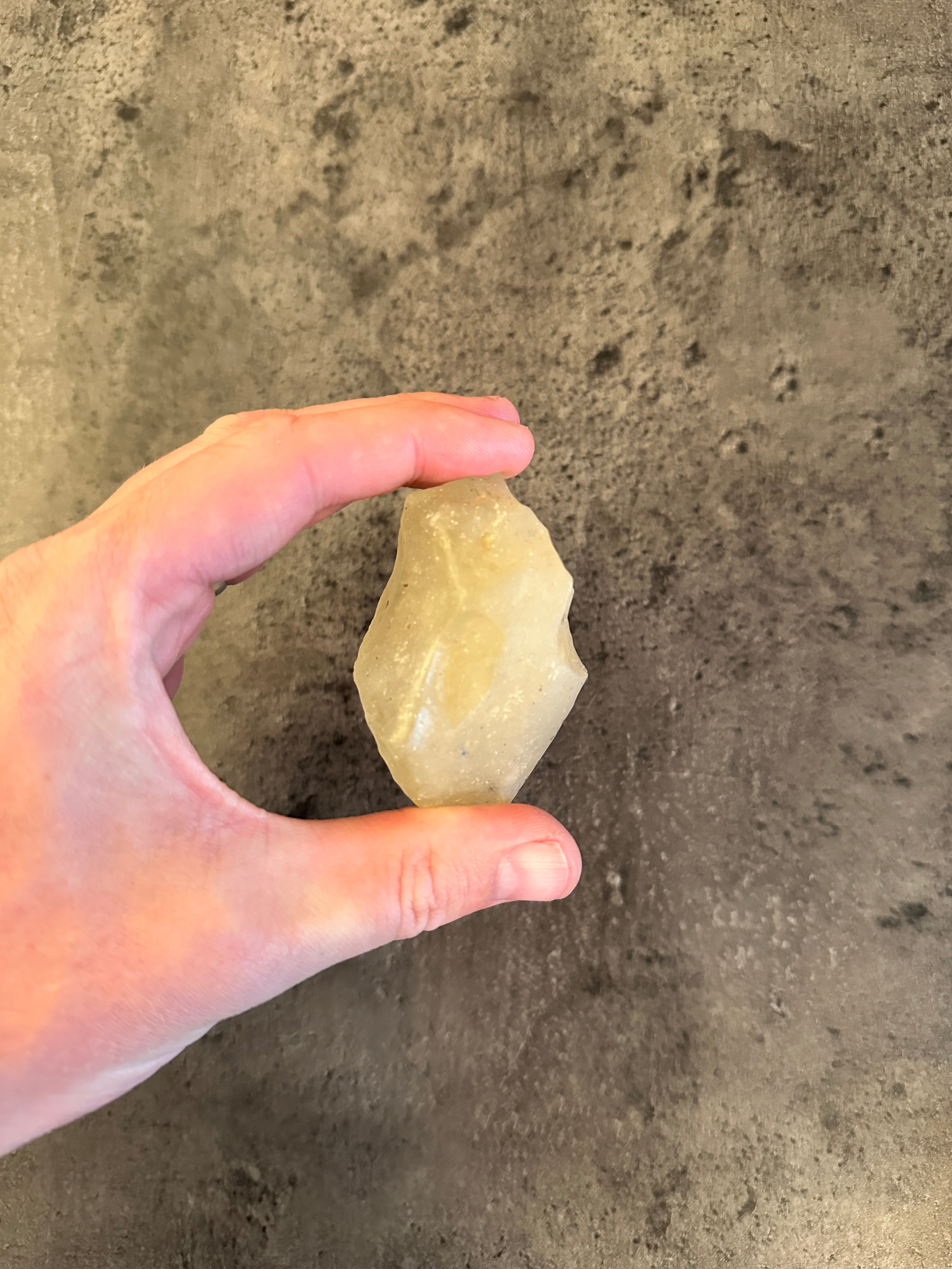 Libyan desert glass - XL Rough-raw