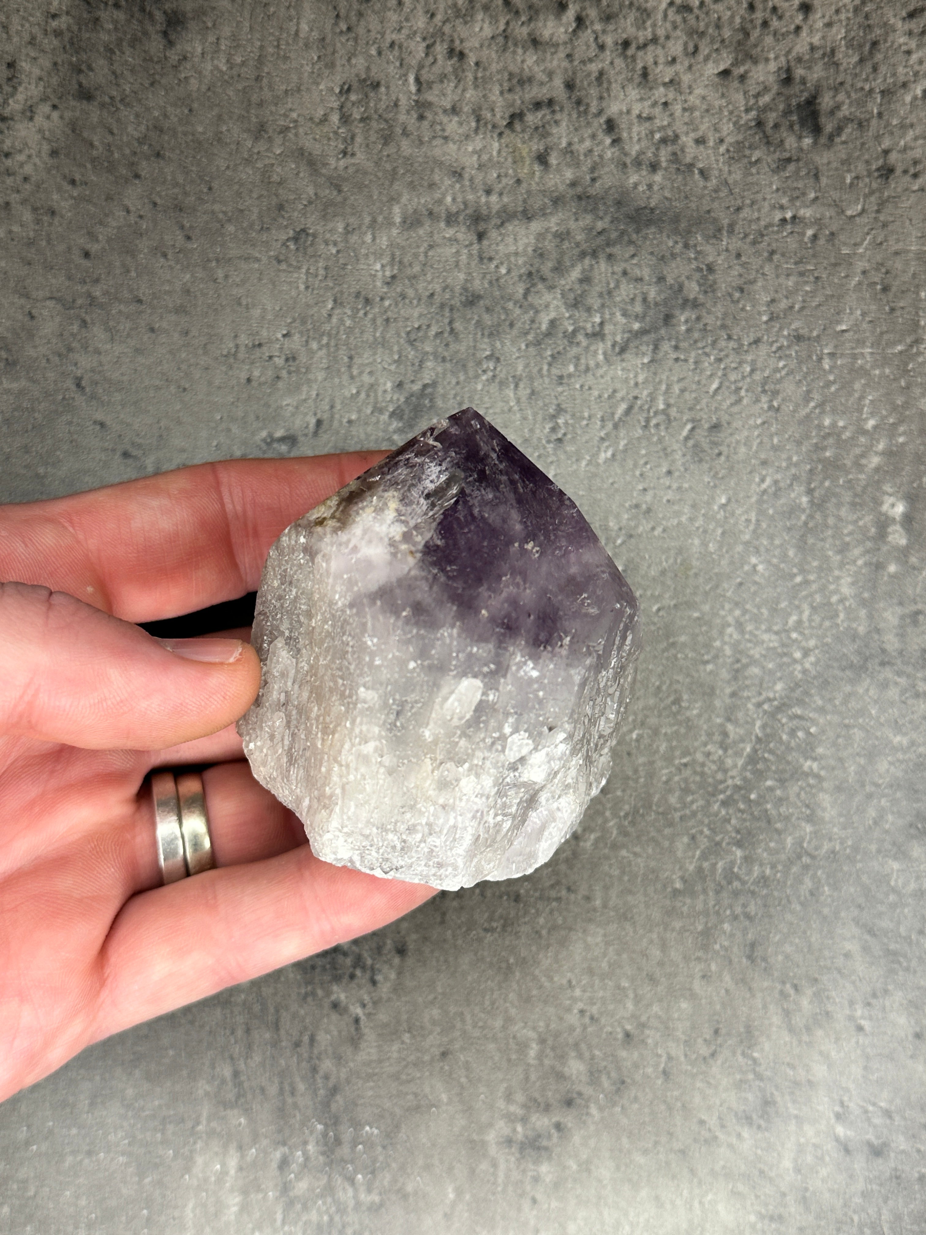 Amethyst - Rough cut point