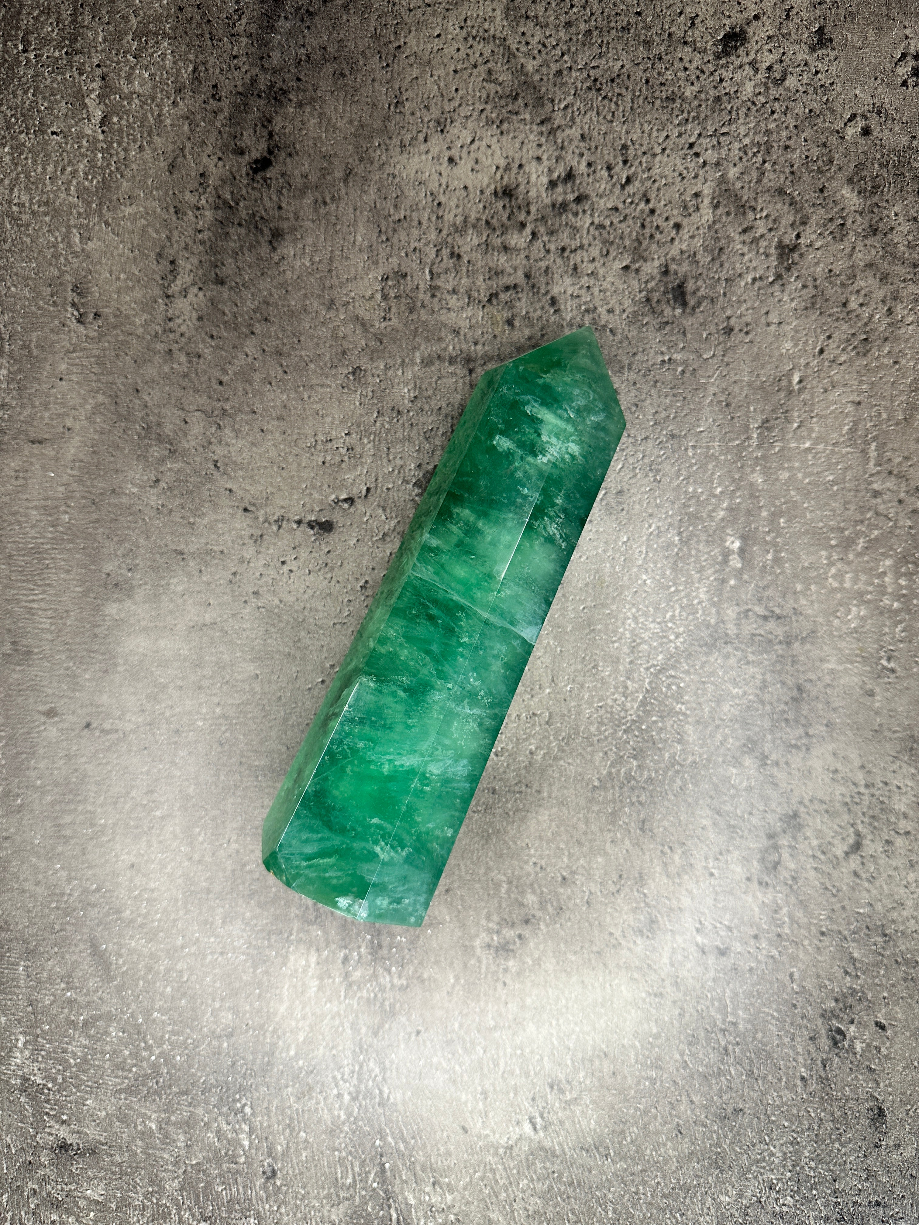 Green fluorite - XL Tower