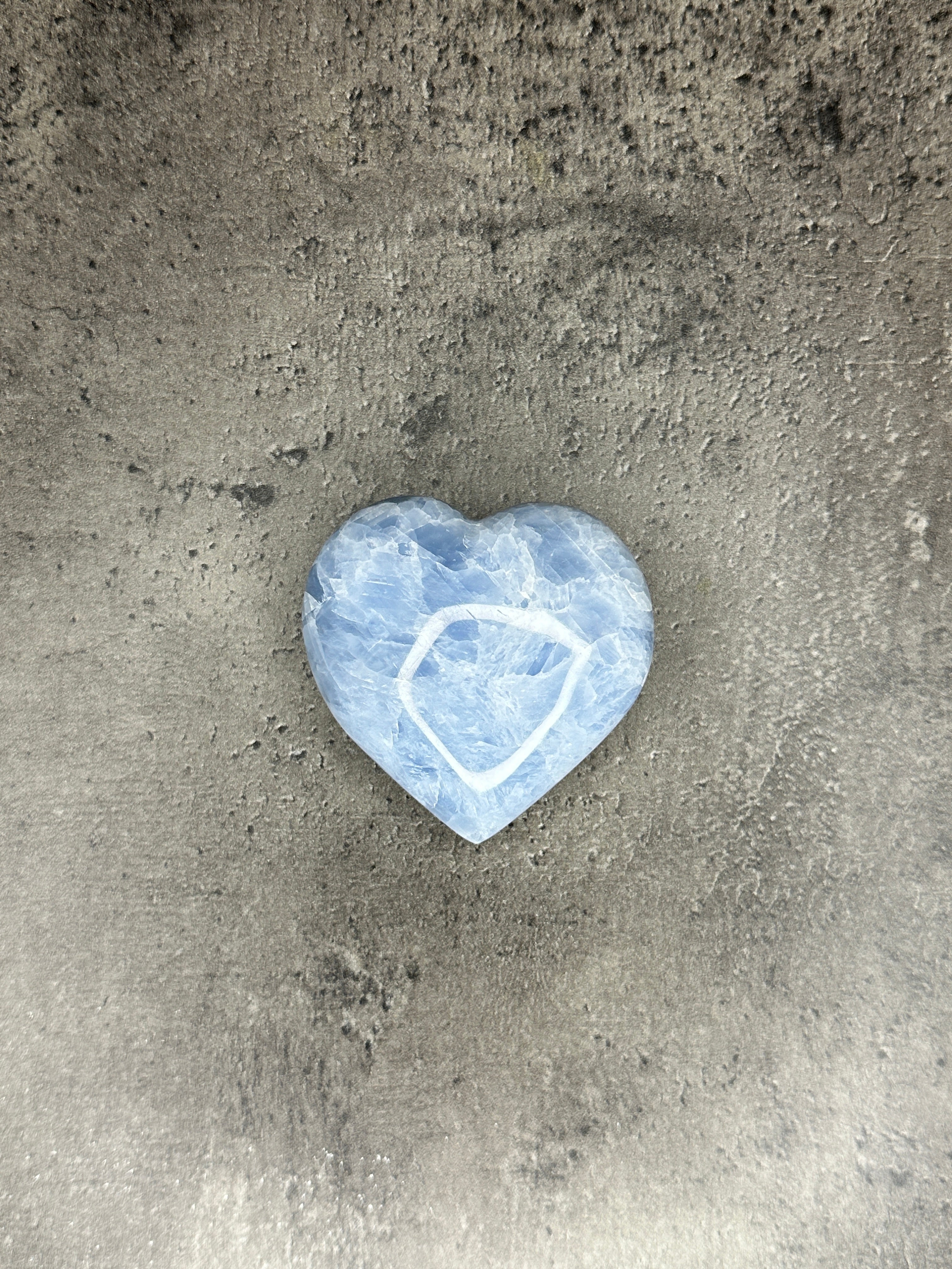 Blue calcite - Large heart